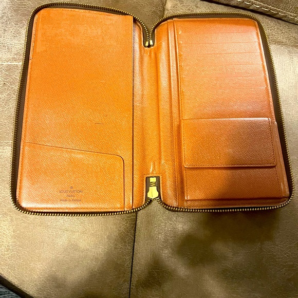 Vintage LV oversized wallet - Picture 5 of 11